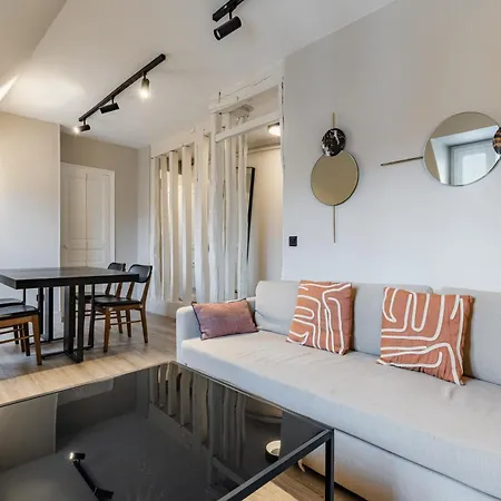 Apartment Escapade Parisienne Au Coeur D'un Quartier Mythique